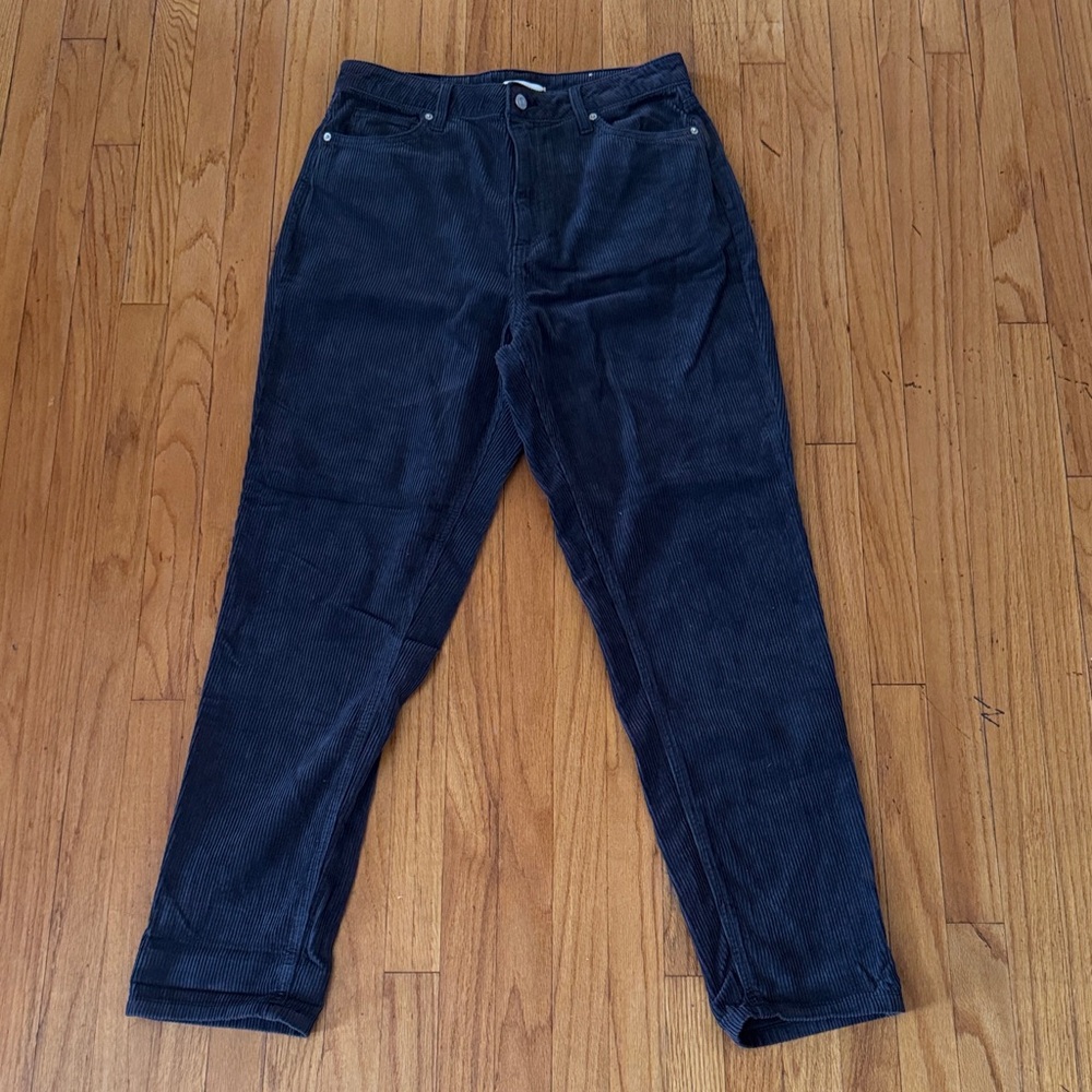BDG High Rise Mom Corduory Jean